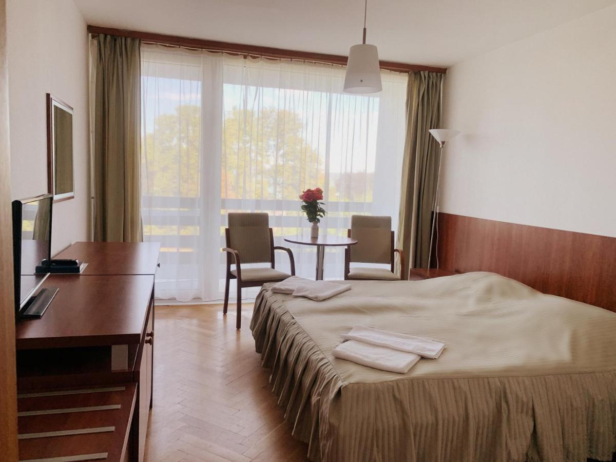 Riviera Park Hotel Balatonföldvár Zewnętrze zdjęcie