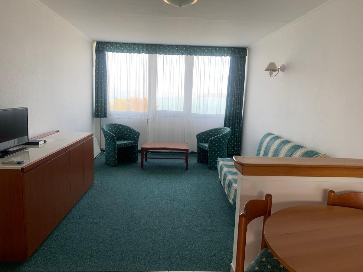 Riviera Park Hotel Balatonföldvár Zewnętrze zdjęcie